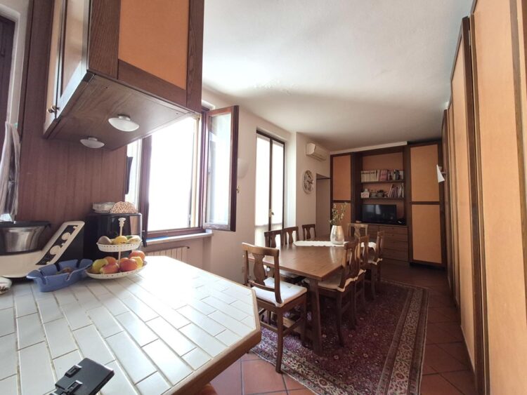 4 cucina (6) 1775815345 gallery 750x563